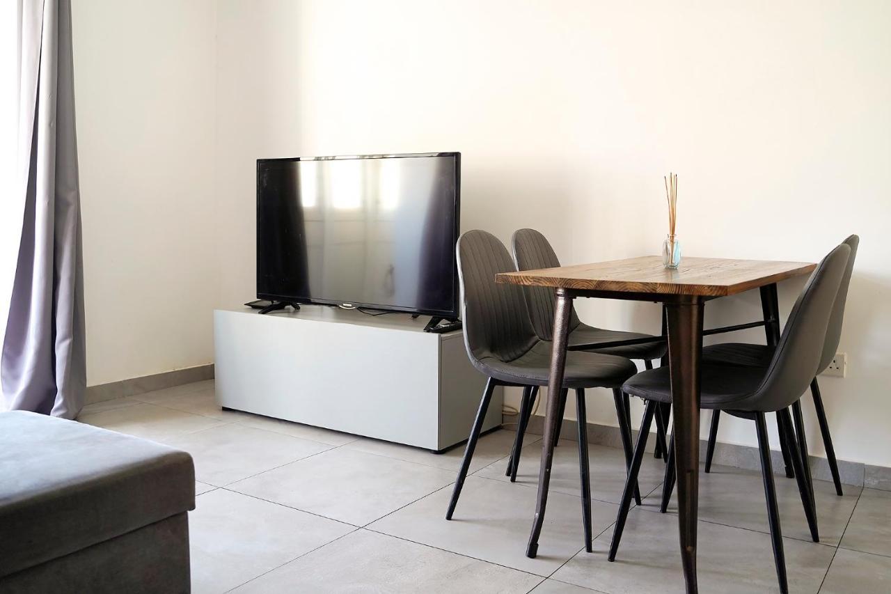 Apartament Lovely Close To The Sea Gzira